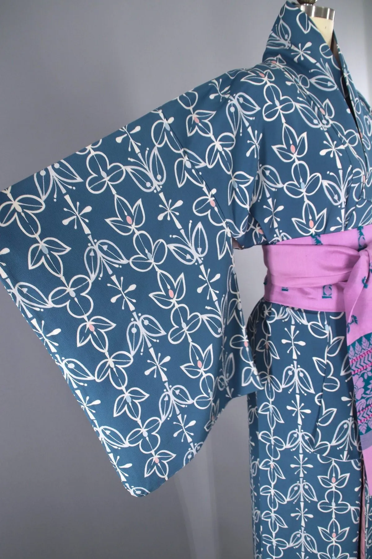 1950s Vintage Silk Kimono Robe / Teal Blue Floral