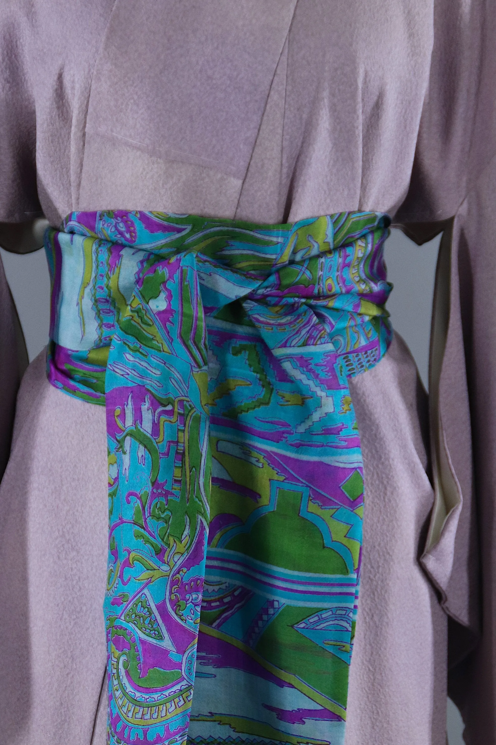 1960s Vintage Silk Kimono Robe / Dusty Lavender