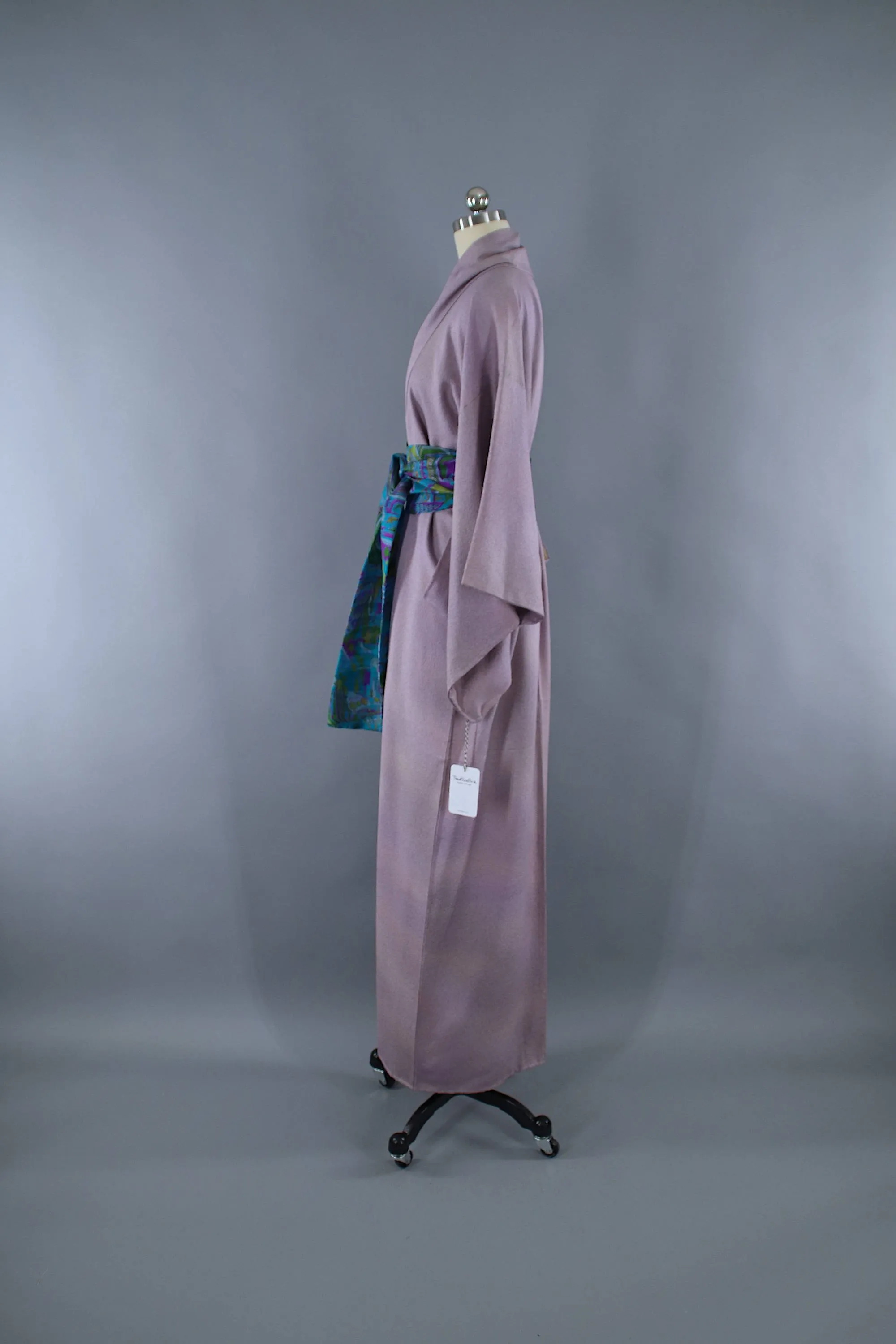 1960s Vintage Silk Kimono Robe / Dusty Lavender