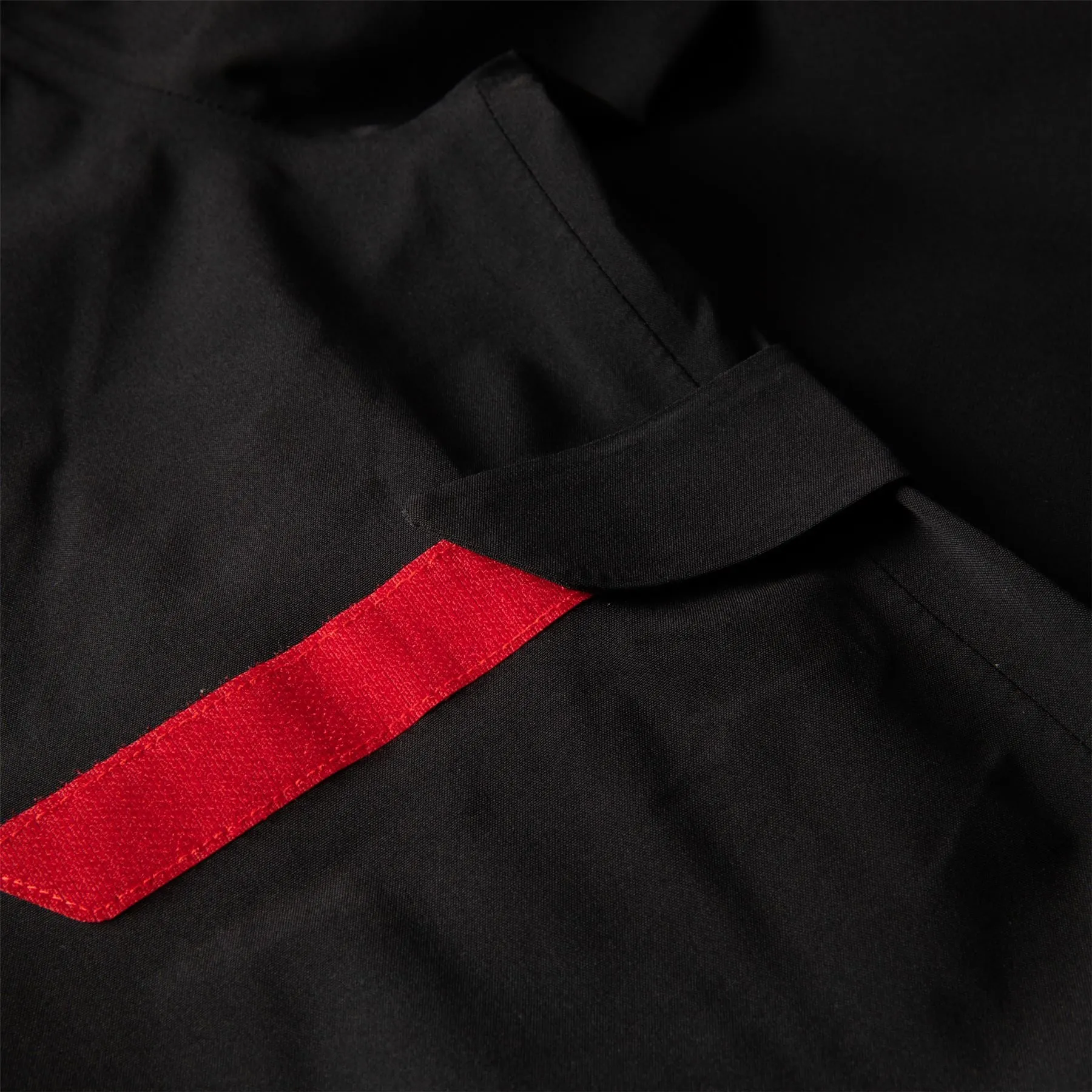 Ashford Waterproof Jacket Black/Red - SS24