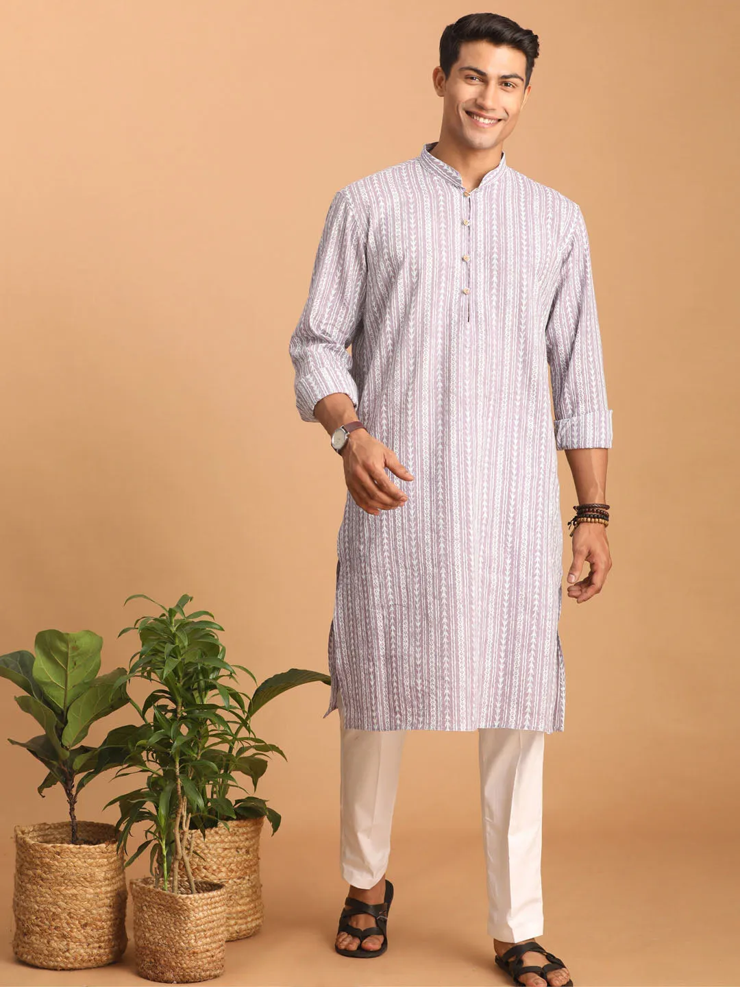 SHVAAS By VASTRAMAY Men's Purple And White Batik Printed Kurta