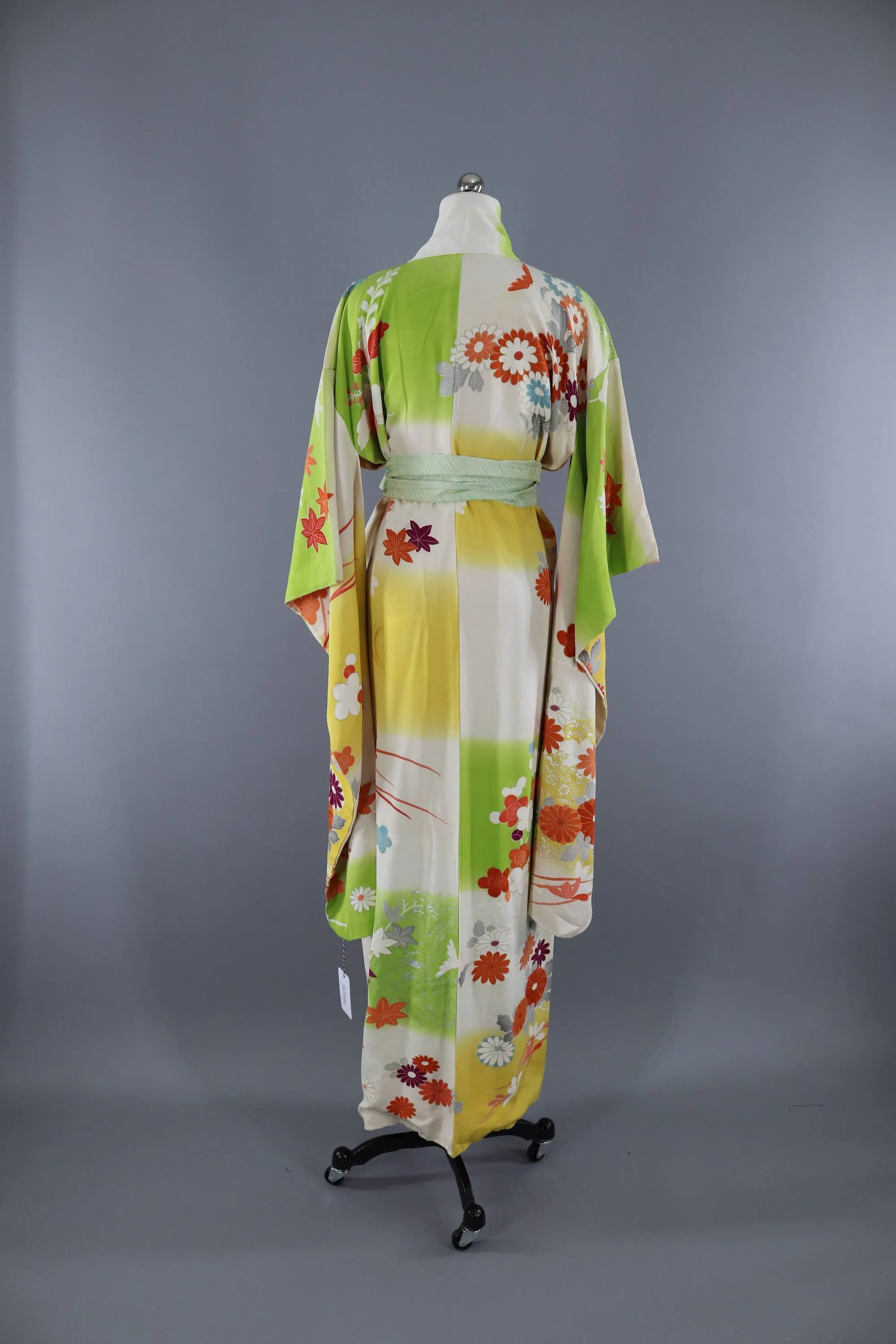 Vintage 1960s Silk Kimono Robe Furisode / Green & Yellow Mod Floral